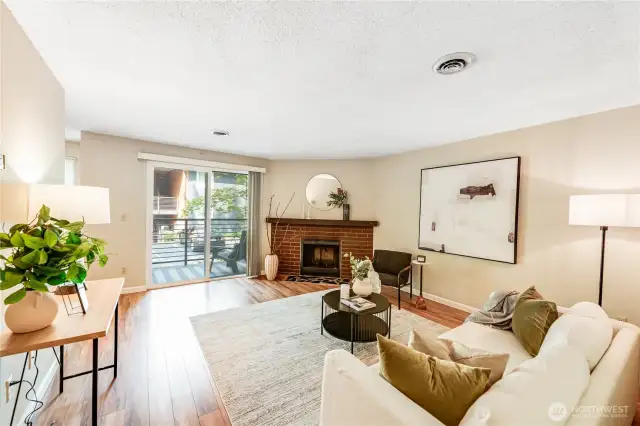 Welcome to Midlakes Condos! Nestled among the trees, this hidden gem boasts a PRIME location just moments from shopping, dining, parks, the Wilburton Light Rail, Downtown Bellevue, Bellevue Botanical Garden and convenient freeway access!