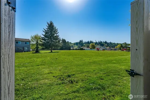 Private gate to Jensen Park