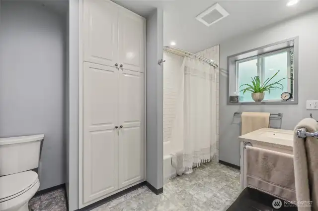 Full bath in the lower level.