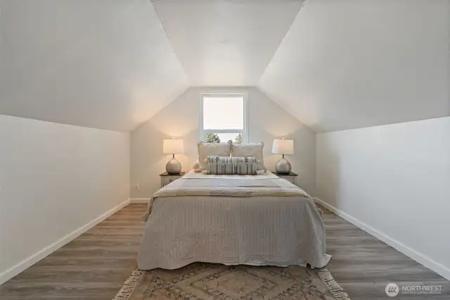 Bedroom 2 (Second Floor)