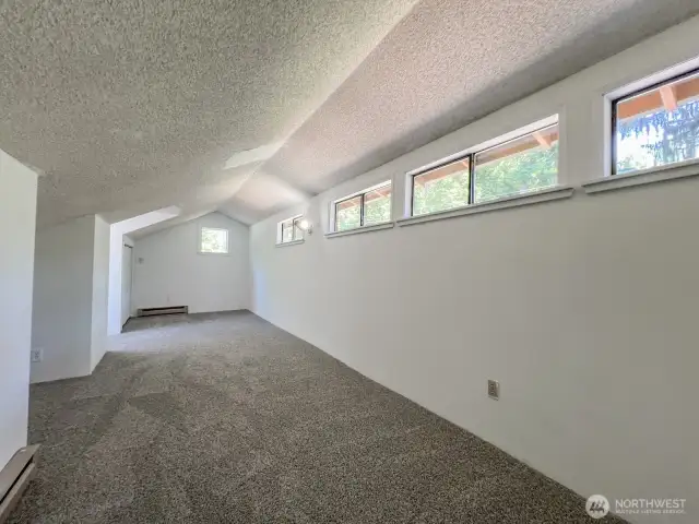 Bonus Room upper level