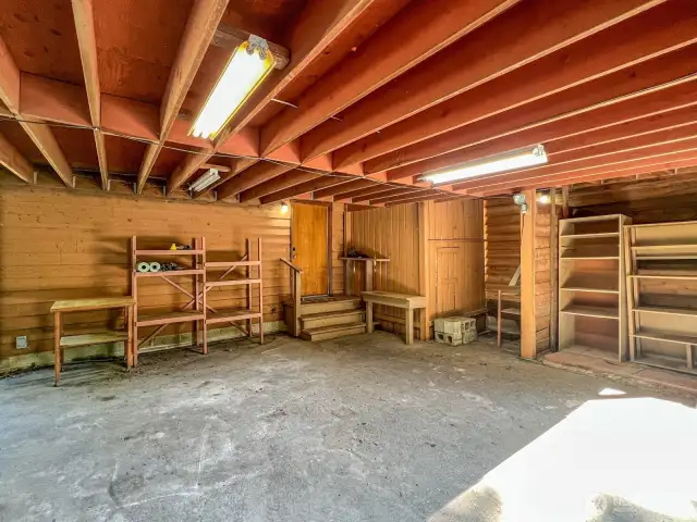 Carport - 3 spots and storage