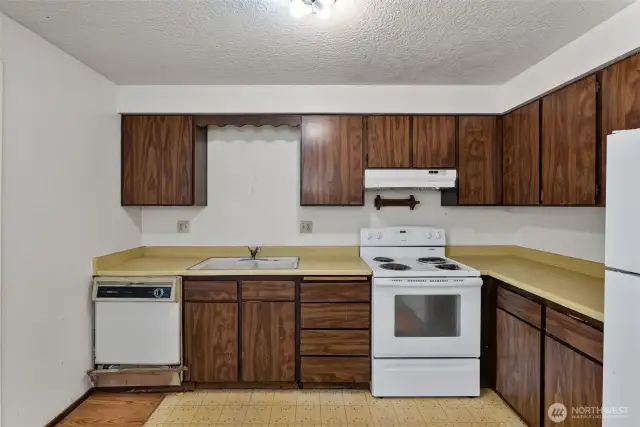 This kitchen offers a solid foundation with room to update and make your own.