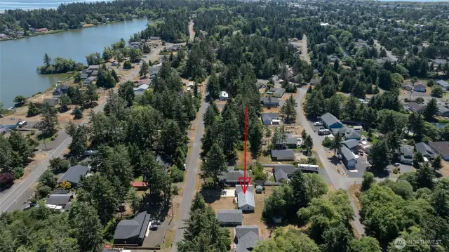 The home is situated in a quiet neighborhood, centrally located to all the Ocean Shores has to offer.