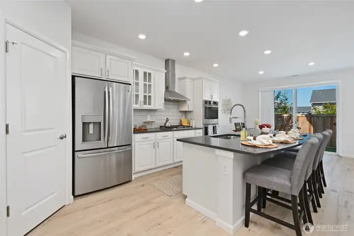 Walk-in pantry too.