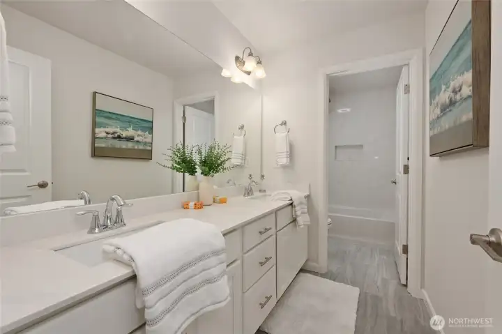 2nd upper bath.