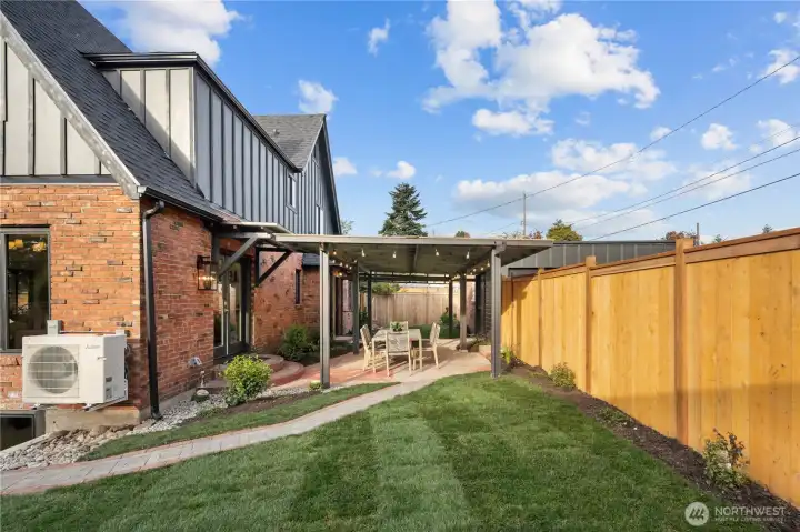 ...another view of the yard freshly landscaped and all new fencing!