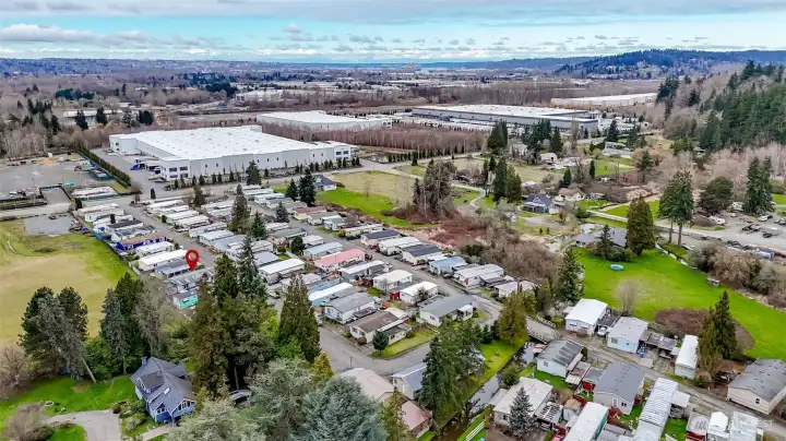 Minutes from major HWY 161, 167, 410, I-5!