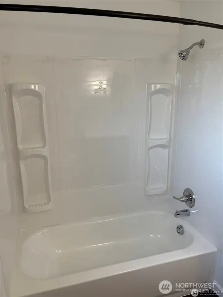 Shower & Tub combo