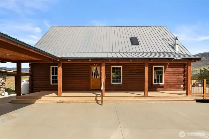 Front Patio that connects to Huge Deck