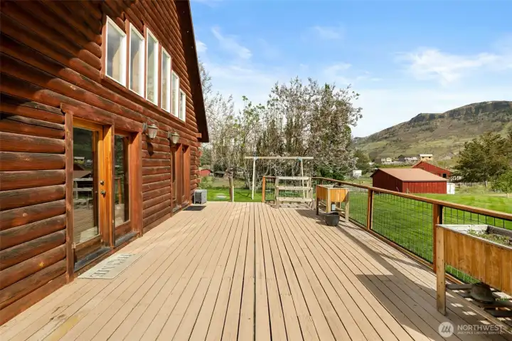 Huge Deck for Entertaining overlooking playset