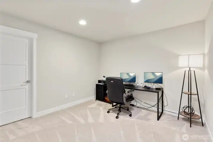 Second floor den/office/ bonuse play area?  Many possible uses for this great space on the second floor.