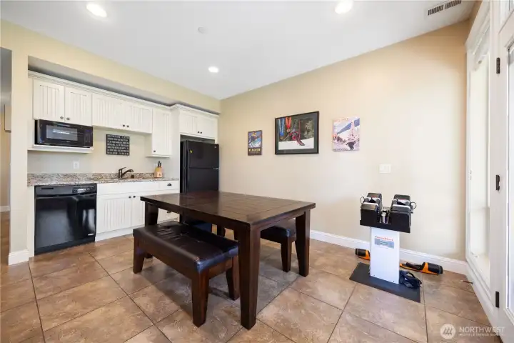 Main level kitchenette with dining room Main level kitchenette with dining room