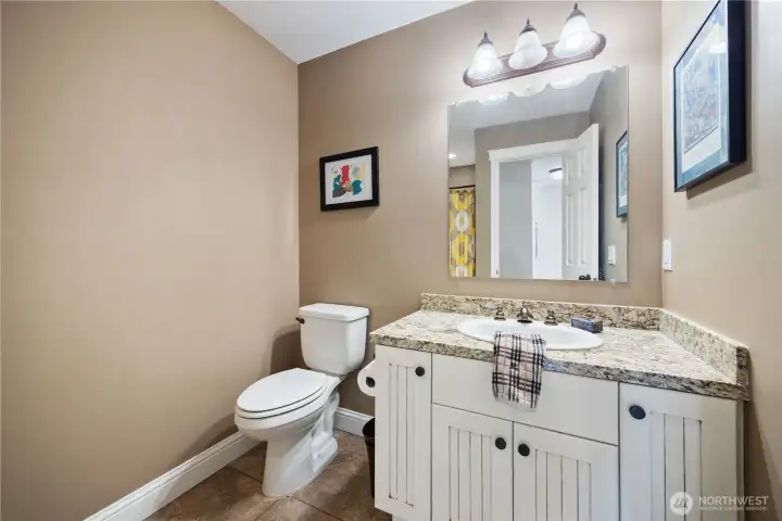 main level 3/4 bathroom main level 3/4 bathroom