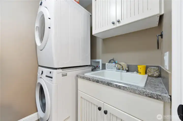 2nd floor laundry room 2 of 2 2nd floor laundry room 2 of 2