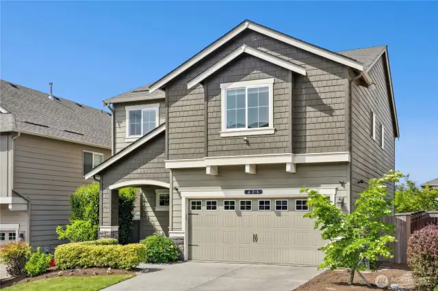 South facing, detached single family condo home.