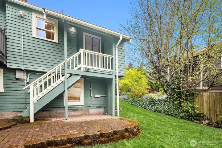 Yard wraps the whole house great for furry friends or a game of whiffle ball