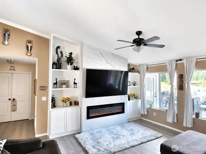 Vaulted Ceilings with open concept and large living room