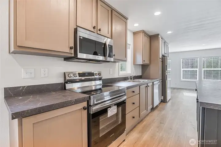 Full Kitchen