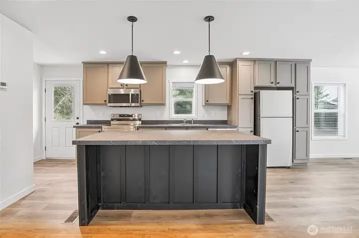 Serving Island with Seating