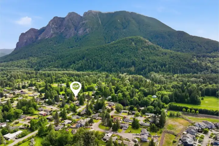 Peaceful spacious lot tucked on a quiet street with  breathtaking views of Mount Si
