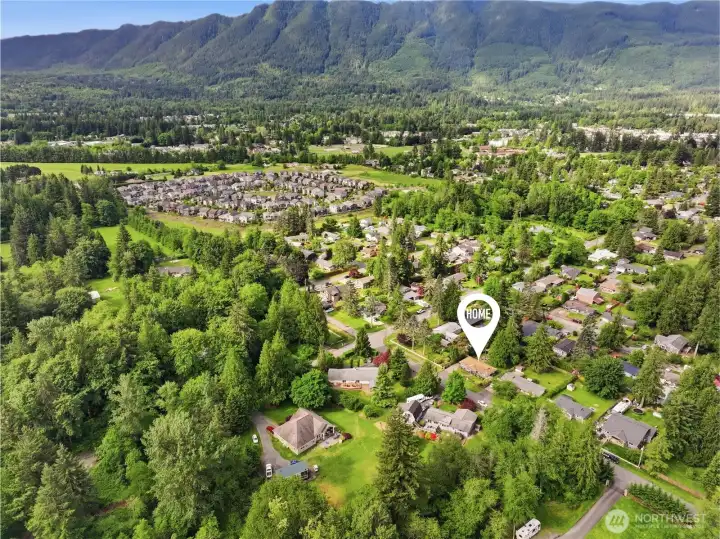 Perfectly located within walking distance to charming downtown North Bend, local dining, shopping, and E.J. Roberts Park.