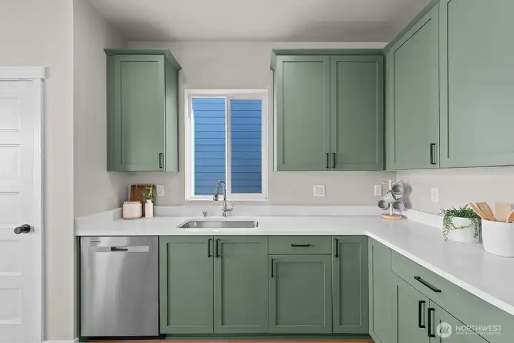 Photographs are for illustrative purposes only. Features, finishes, interior/exterior colors, landscaping and floorplan shown may vary from actual homes built
