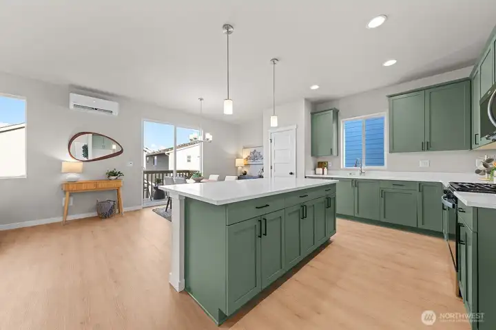 Photographs are for illustrative purposes only. Features, finishes, interior/exterior colors, landscaping and floorplan shown may vary from actual homes built