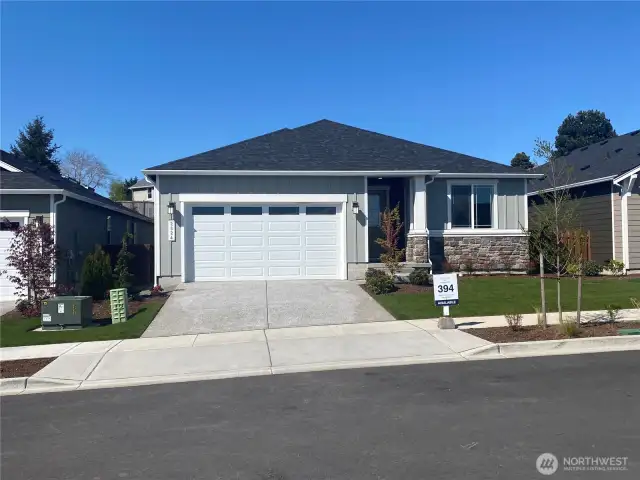 2524 Acer Loop SE ~ Ready Now