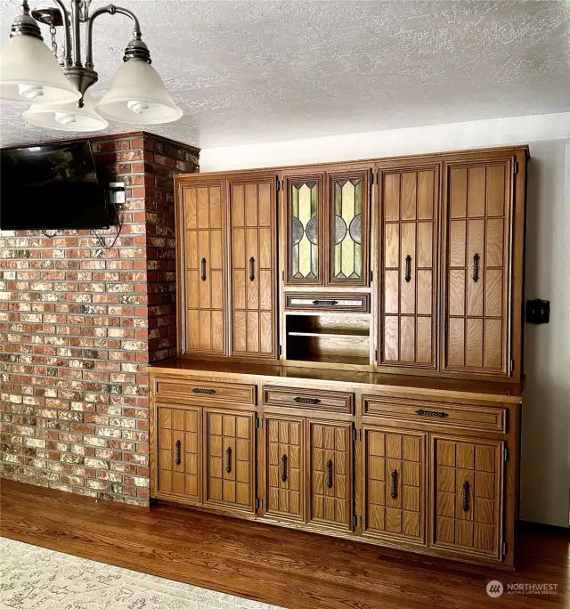 Built in cabinets in kitchen nook