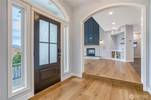 Entryway looking towards living room -vacant