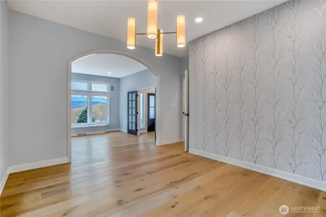 Formal Dining -Vacant