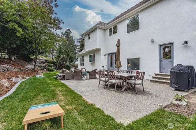 Perfect for entertaining.. come spot the zip line :)