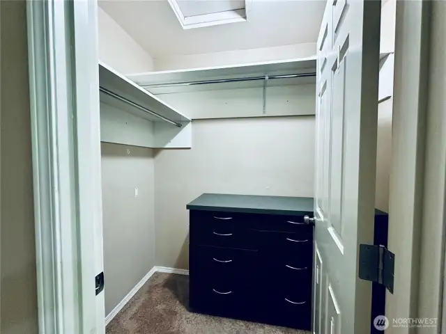 Walk in closet