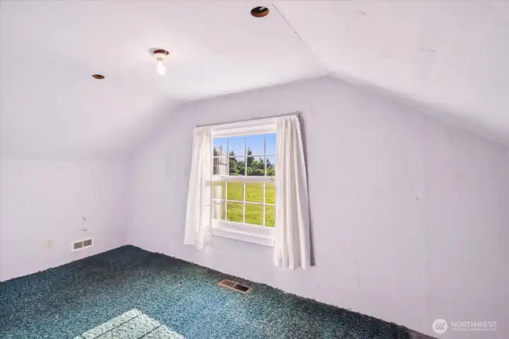 Room 2 upper floor