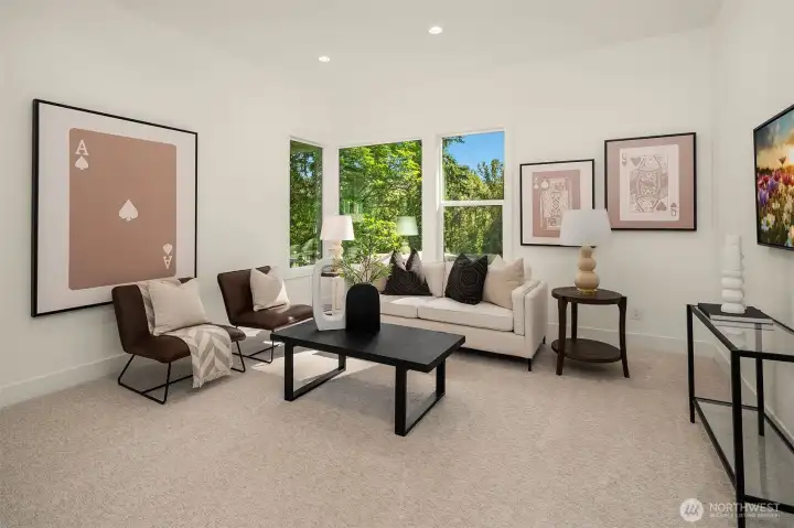 Flexible upper level bonus space