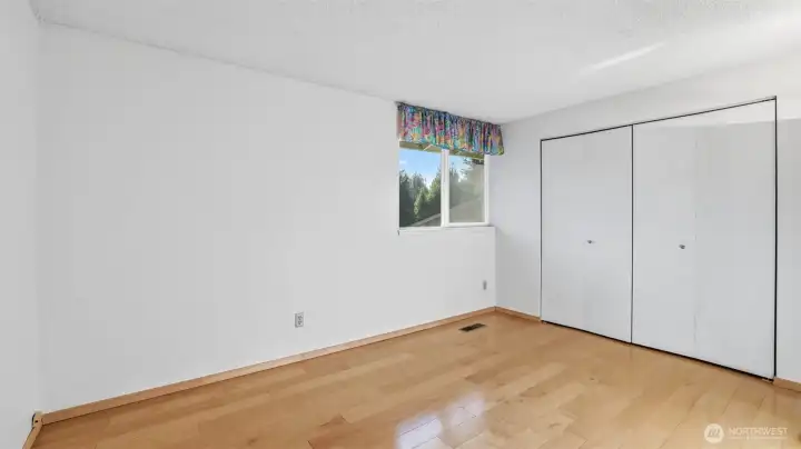 A look at guest bedroom #2 without the virtual staging.