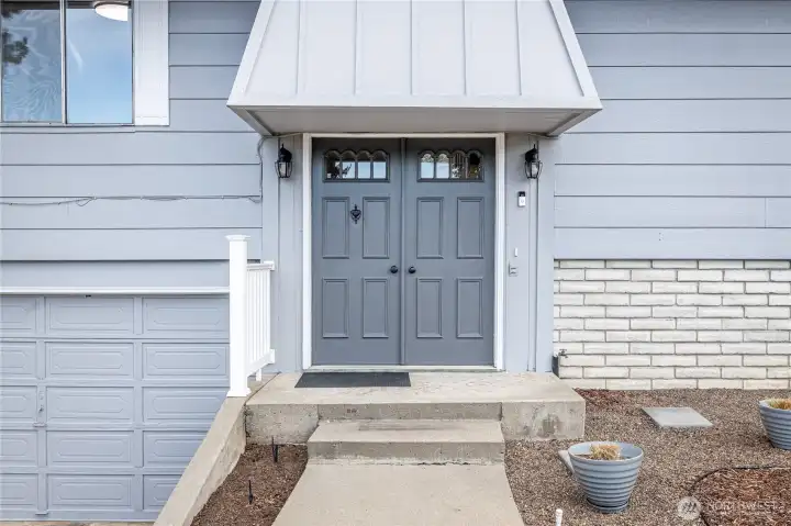 New exterior paint late 2025, new roof 2022- welcome home!