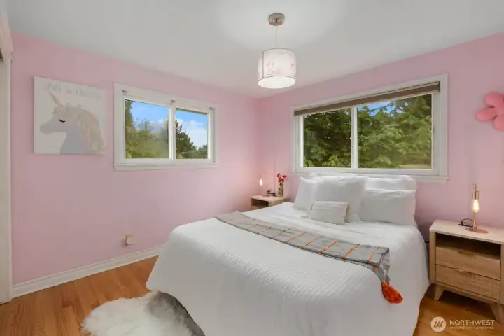Upstairs bedroom 2