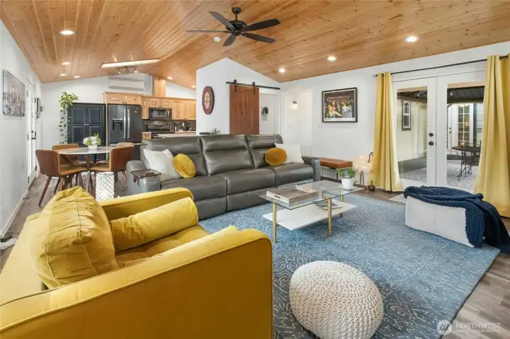 The flow in the rear of the home (or unit #2) is fantastic! The flow in the rear of the home (or unit #2) is fantastic!
