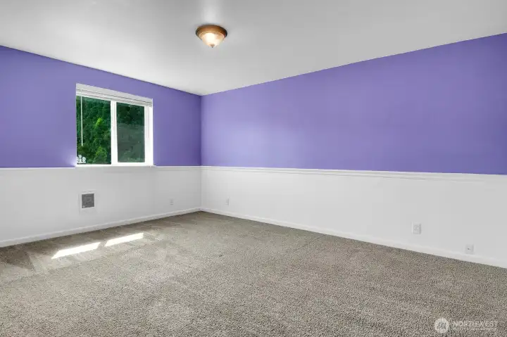 Remodled Full Upper Level Bathroom