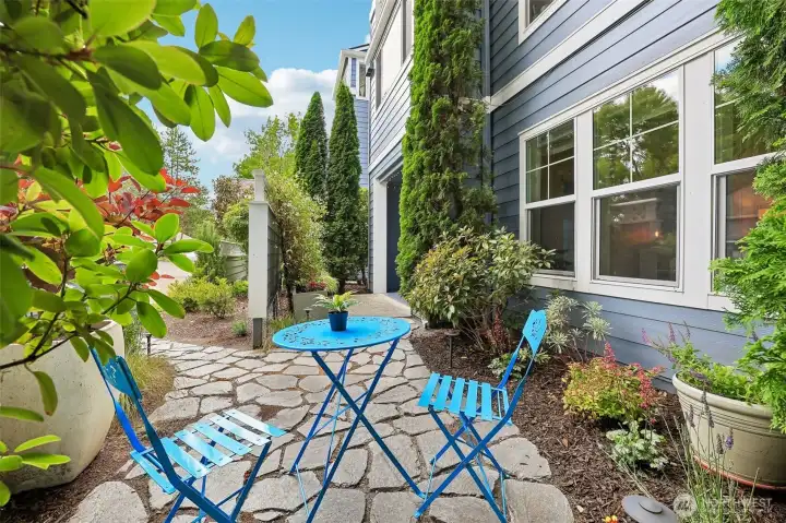 Simply sweet outdoor area Simply sweet outdoor area