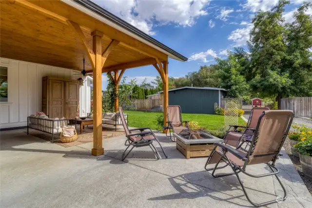 Main house - Back patio