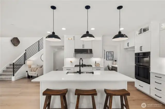 Staged photos are of the model home of the same floorplan within the Foxmoore community and are for visualization purposes only. Colors, finishes, and layout can and will vary.