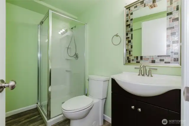 DS 3/4 Bath