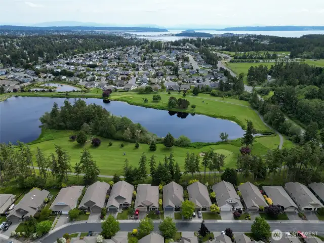 Beautiful views of the golf course and Loers Pond