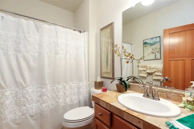 2nd bathroom