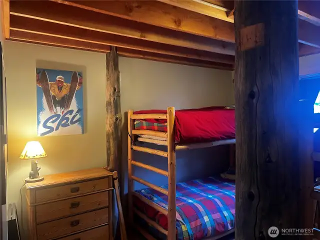 Plus, additional loft with Queen