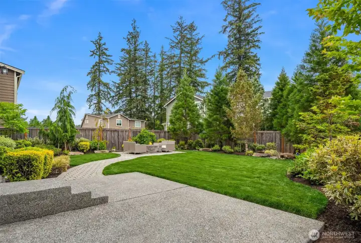 The best lot with a level and private yard is rare to find in new communities!