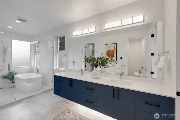 Privacy glass and excellent natural light coming into the space.